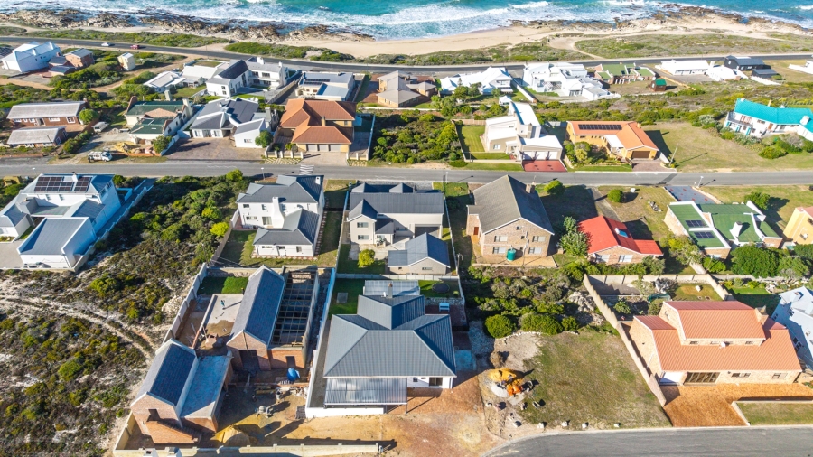 4 Bedroom Property for Sale in Oceanview Heights Western Cape